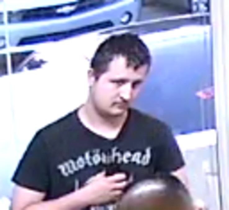 Bakersfield police looking for burglary, identity theft suspects