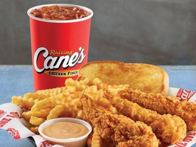 Second Raising Cane's location set to open in SW Bakersfield